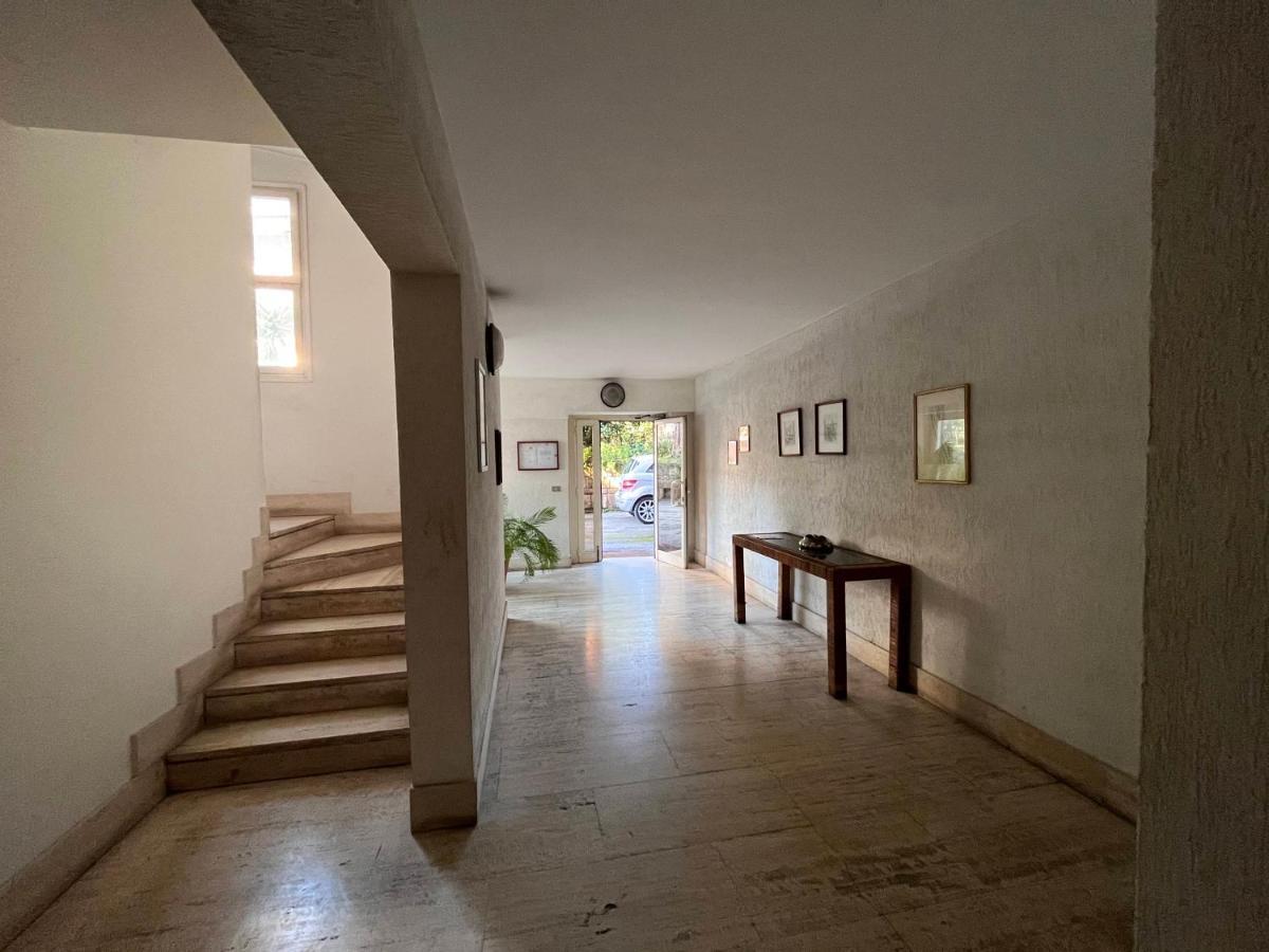 Monolocale A Mostacciano Apartment Roma Exterior foto