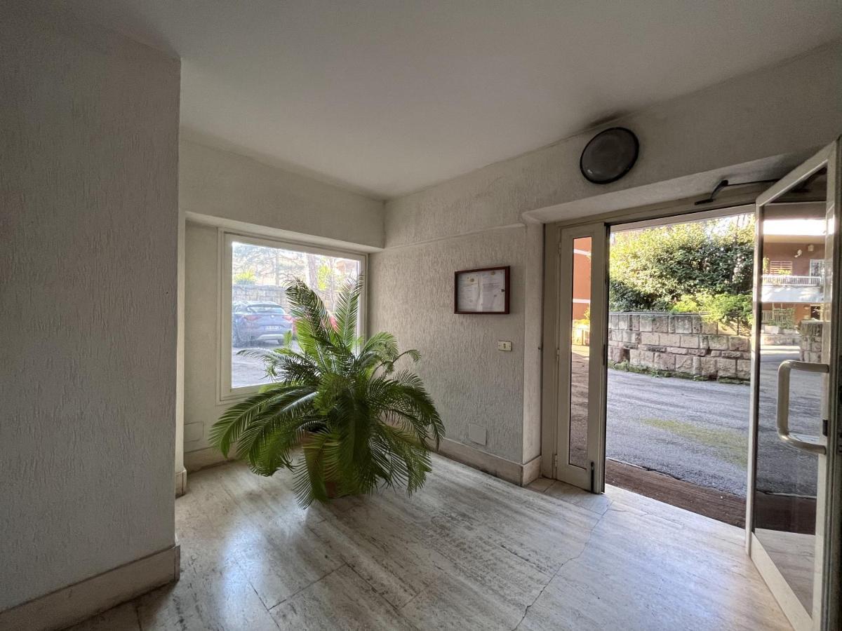 Monolocale A Mostacciano Apartment Roma Exterior foto