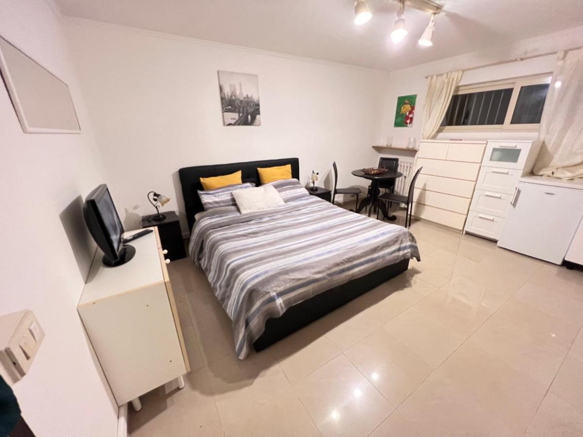 Monolocale A Mostacciano Apartment Roma Exterior foto